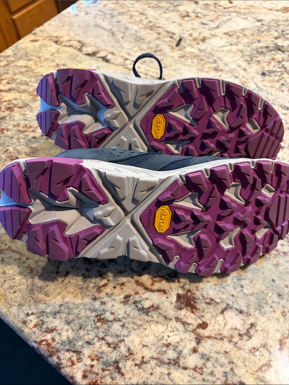 Women’s Navy Running Sneakers with Purple Accents HOKA CLIFTON 9. - Picture 5 of 5